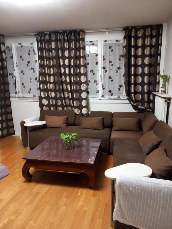 Appartement Periurbain De Paris Et Versailles Les Clayes-Sous-Bois Kültér fotó