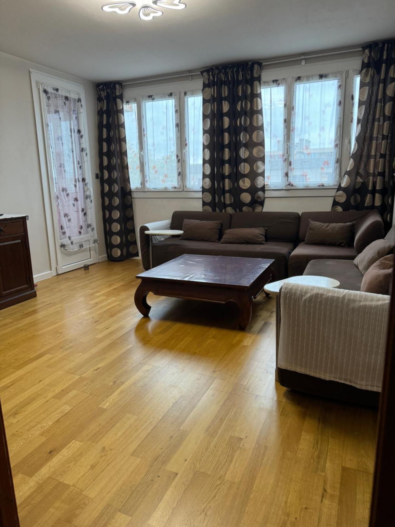 Appartement Periurbain De Paris Et Versailles Les Clayes-Sous-Bois Kültér fotó